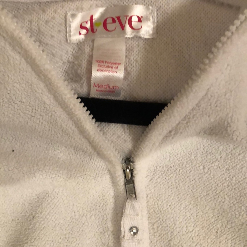 White jacket - Picture 2 of 3
